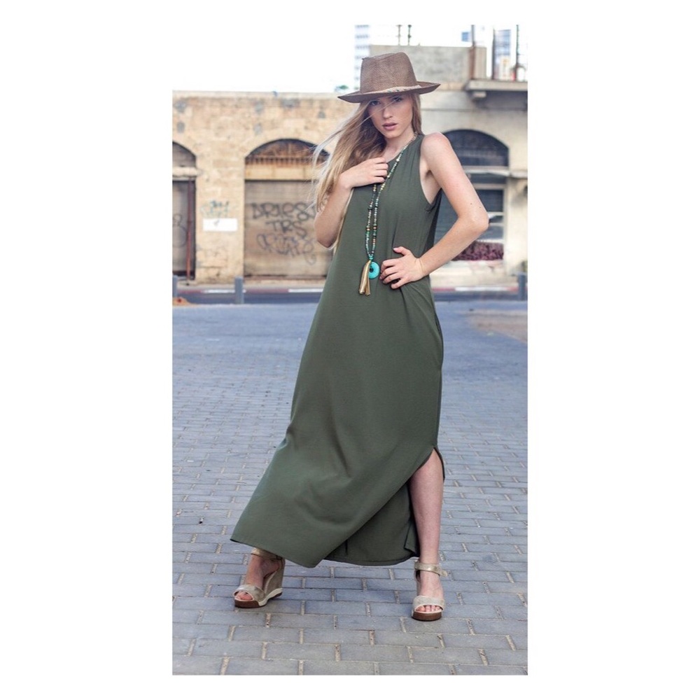 GAP | Women’s Olive Green Midi Dress 👗